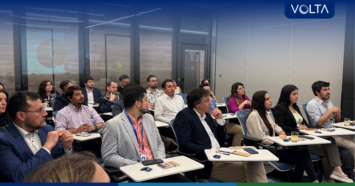 Participantes de la Jornada Camino al Zero Waste organizada por VOLTA Chile junto a AENOR y clientes comprometidos con la economía circular.