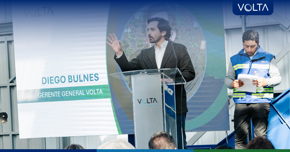 Diego Bulnes durante inauguración de planta de reciclaje VOLTA